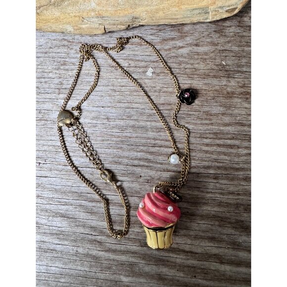 Betsey Johnson Pink Cupcake Pendant Necklace With Gold-Tone Chain  Embellishment - Picture 3 of 6